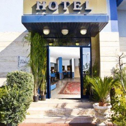 Отель Hotel Al Faro