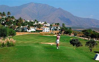 Отель Suites Duquesa Golf & Spa