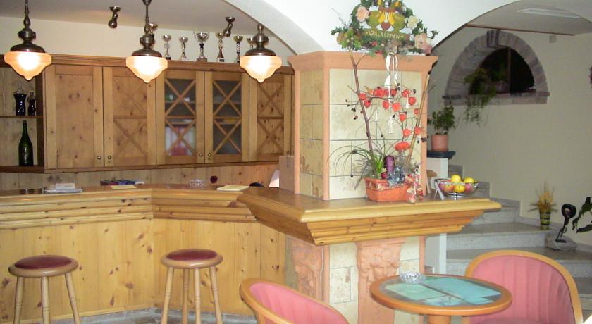 Гостевой дом Weinlaubengasthof Rathausstüberl