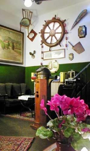 Отель Hotel Atleti
