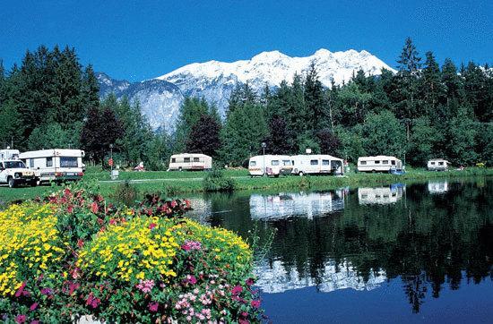 Отель Ferienparadies Natterer See