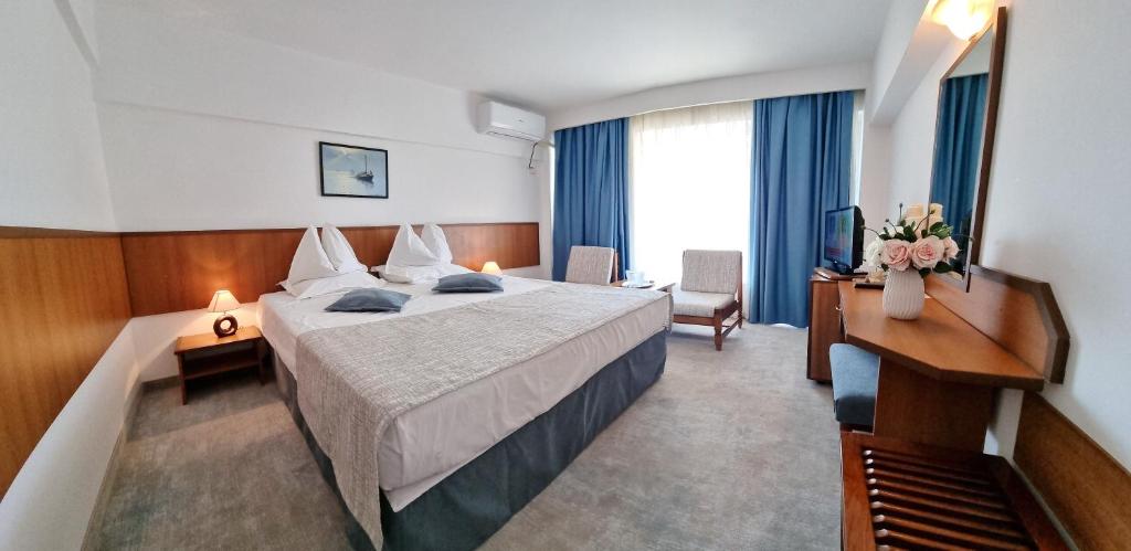 Отель Hotel Condor