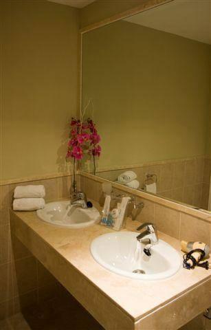 Отель Albayt Resort
