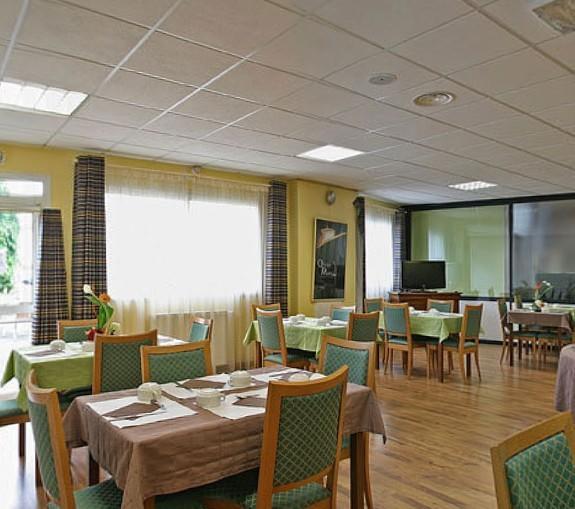 Отель Hotel Robic