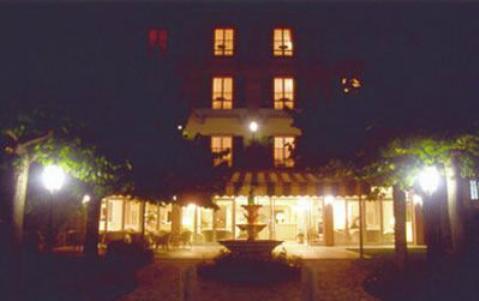 Отель Hotel Mirabeau