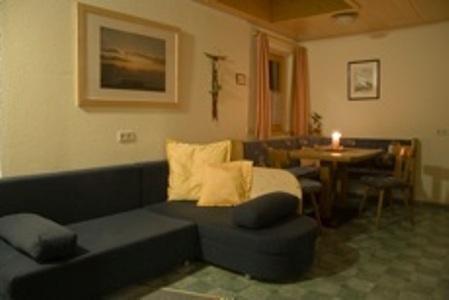 Apart Raffl