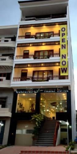 Отель Family Hotel