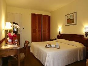 Отель Hotel Des Tuileries