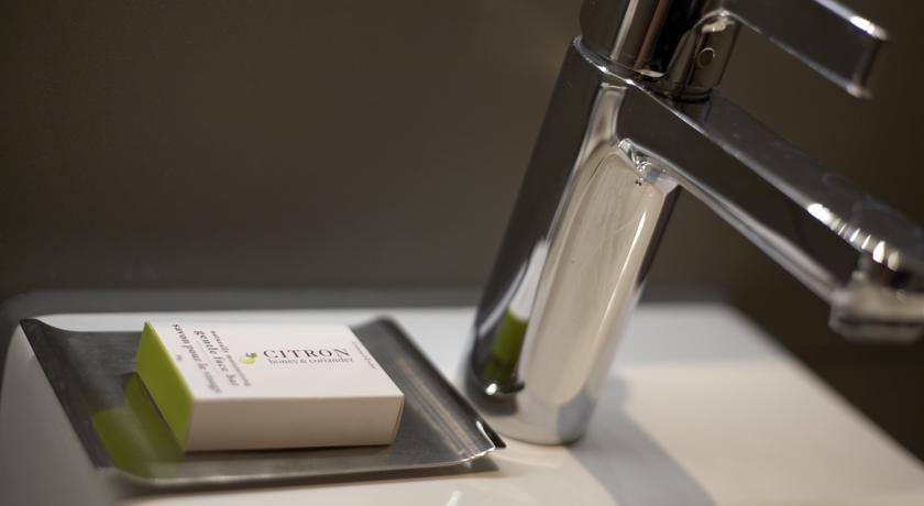 Отель DoubleTree by Hilton Lincoln