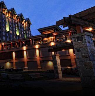 Отель The Hotel at River Rock