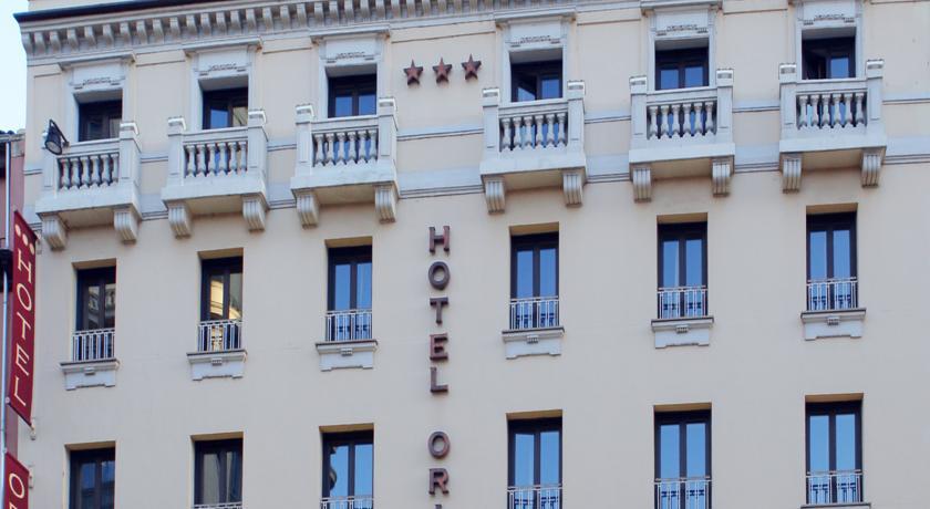 Отель Hotel Oriente