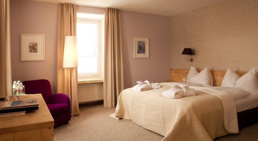 Отель Hotel Rosatsch