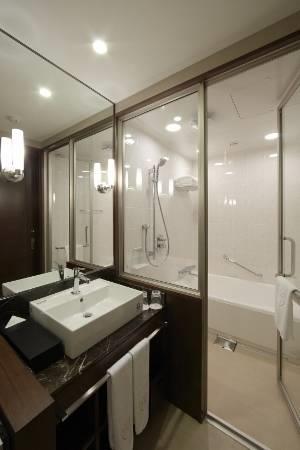 Отель Royal Park Hotel The Fukuoka