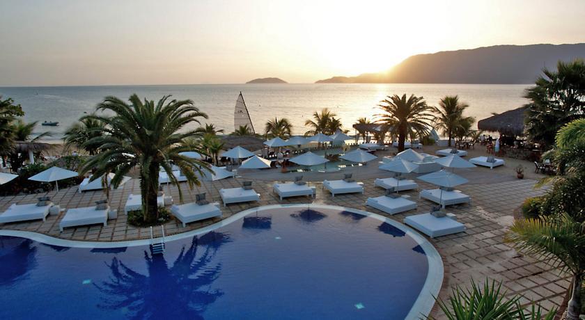 Отель DPNY Beach Hotel