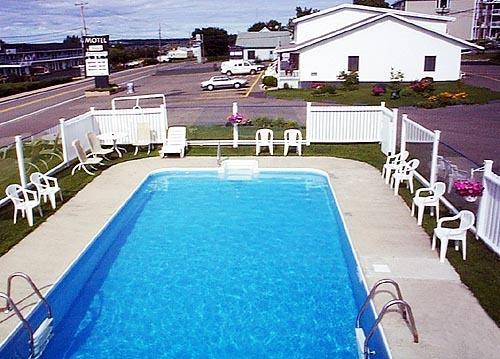 Отель Motel au Vieux Piloteux