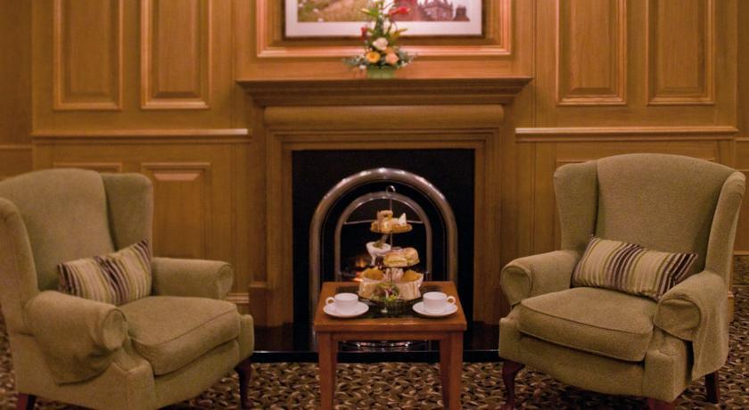 Отель Macdonald Crutherland House