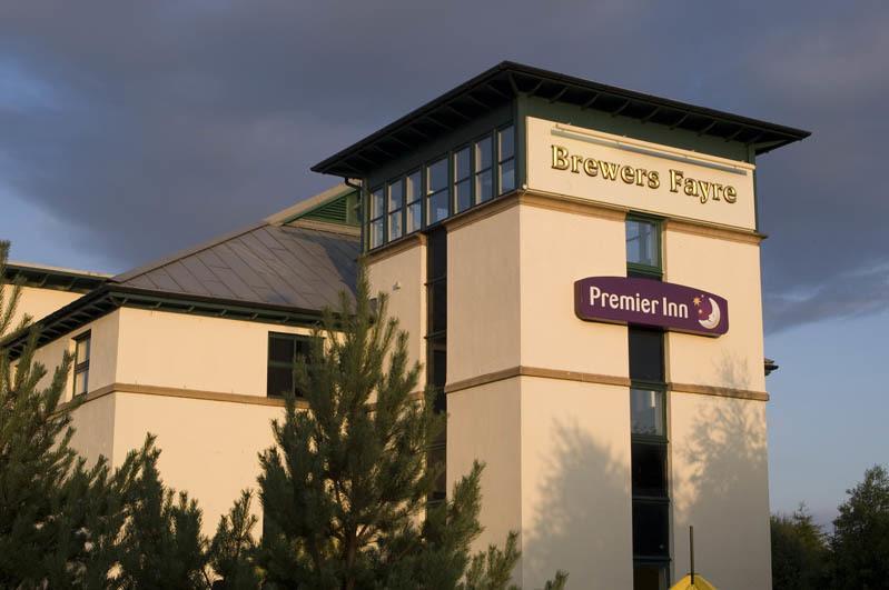 Отель Premier Inn Edinburgh (South Queensferry)