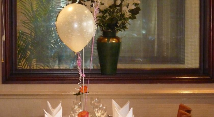 Отель Wycliffe Hotel