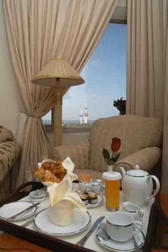 Отель Ritz Sharq Hotel