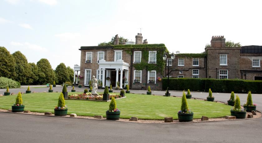 Отель Ringwood Hall Hotel