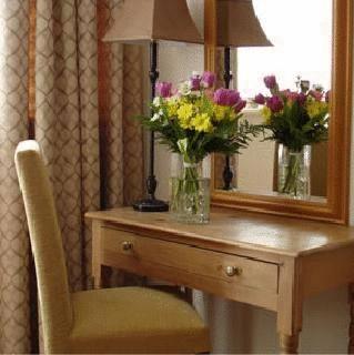 Отель Crouchers Country Hotel