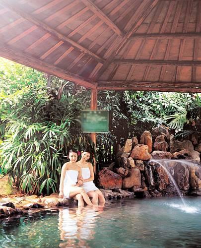 Отель Peach Blossom Manor