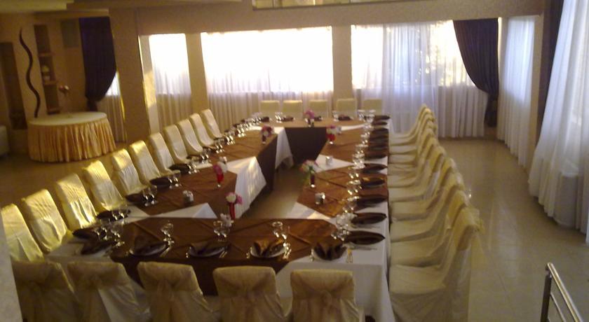 Отель Hotel Helin - Calea Bucuresti