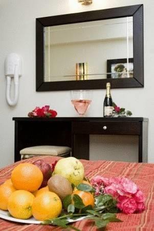 Апартаменты Paradise Apartments