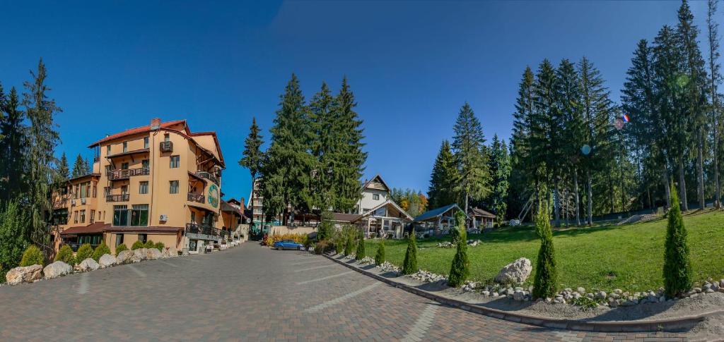 Отель Complex Hotelier Eden