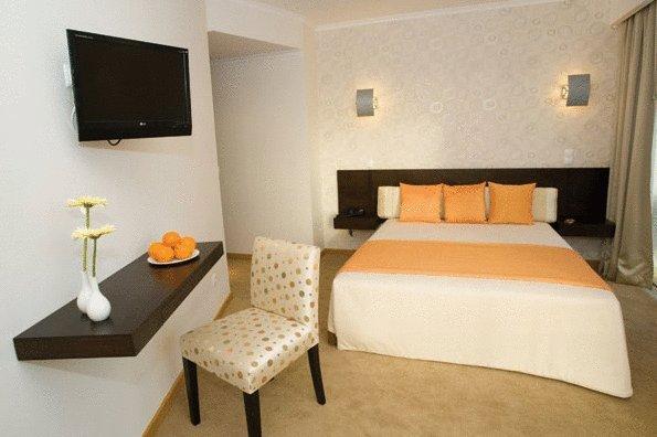 Отель White Waters Hotel