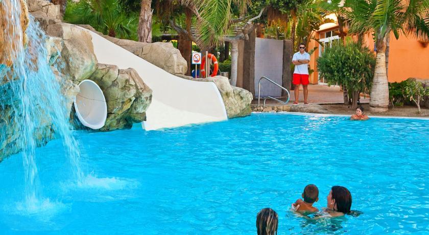 Отель Diverhotel Roquetas