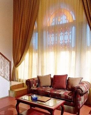 Chateau Raphael Boutique Hotel