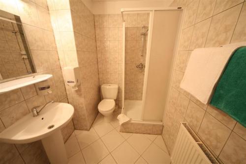 Отель Green Hotel