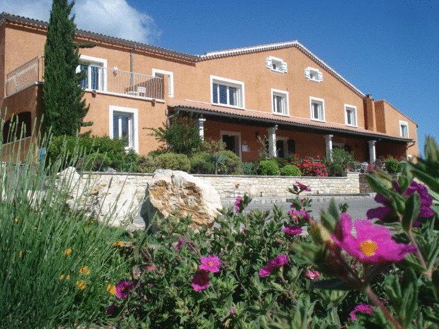 Отель Hôtel Le Saint-Geniès