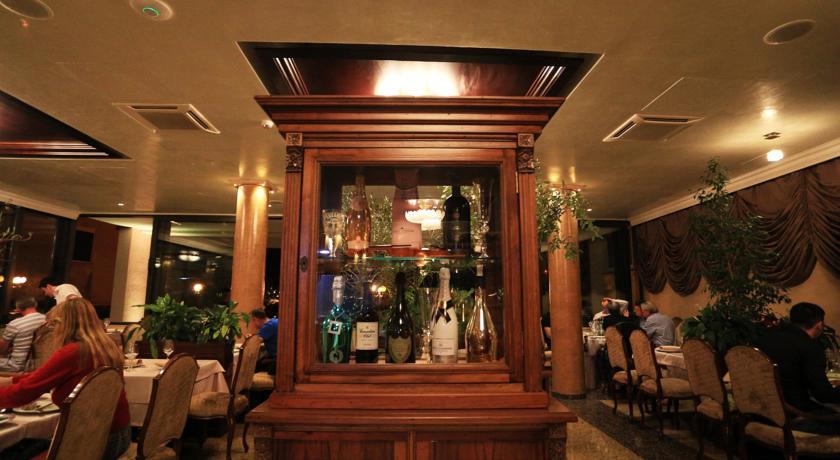 Отель Hotel Niko