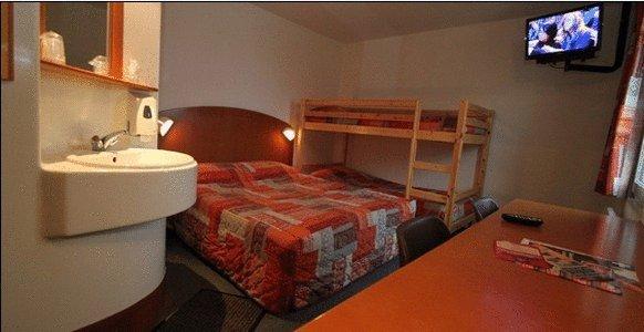 Отель Quick Palace Epinal