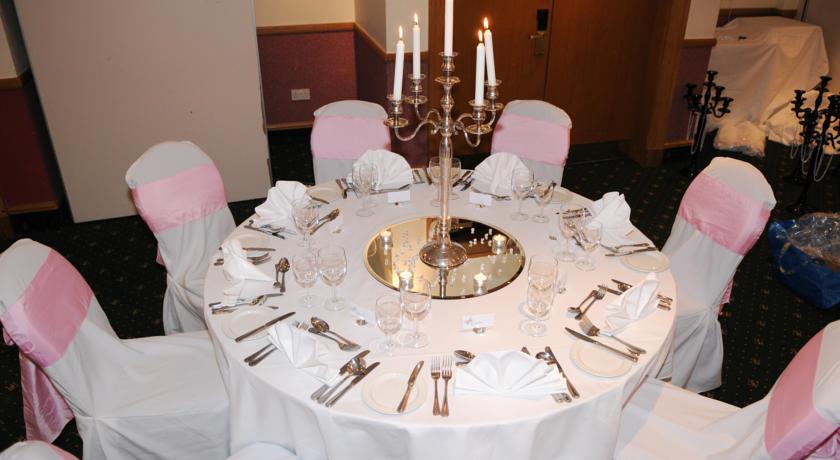 Отель Holiday Inn Glasgow - East Kilbride