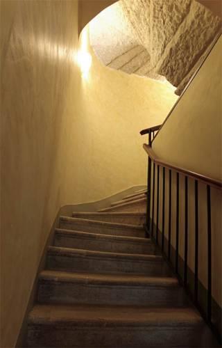 Отель Hotel James Joyce