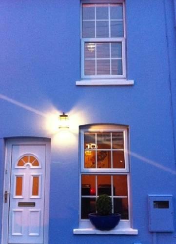 Апартаменты Lillys Road Townhouse