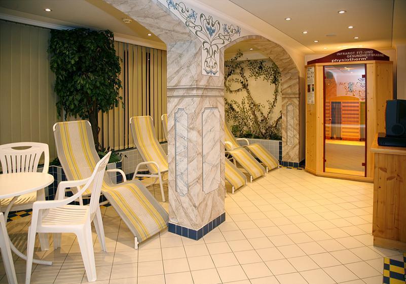 Отель Hotel Schneeberger