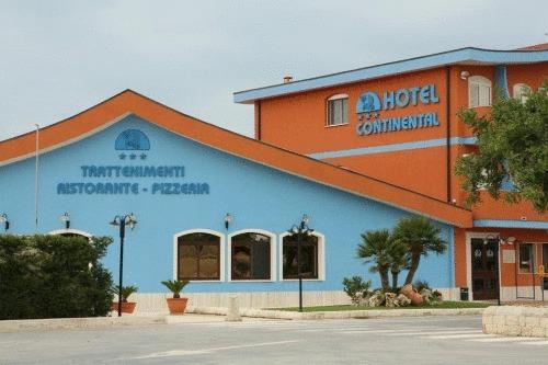 Отель Hotel Continental