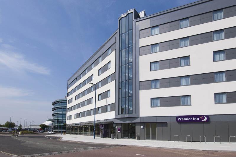 Отель Premier Inn Southampton West Quay