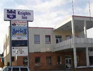 Отель Knights Inn Brandon
