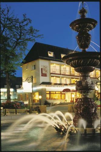 Отель Bagnoles Hotel