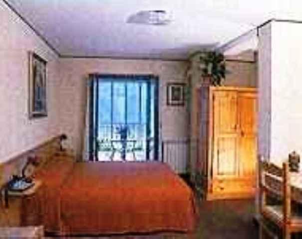 Отель Hotel Le Verger