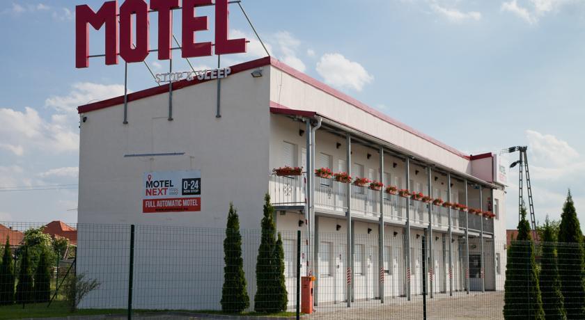 Отель Motel Stop and Sleep Györ