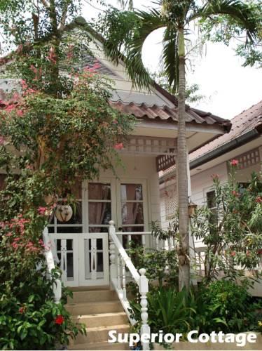 Отель Prathana Garden Beach Resort