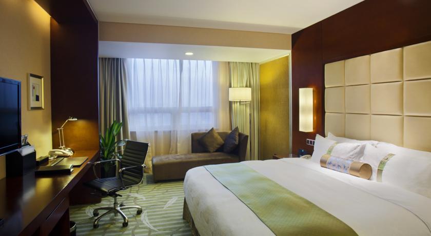 Отель Holiday Inn Yinchuan International Trade Centre