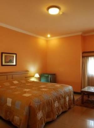 Arlya Hotel