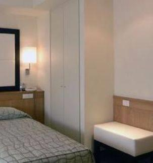 Отель Hotel Daniel